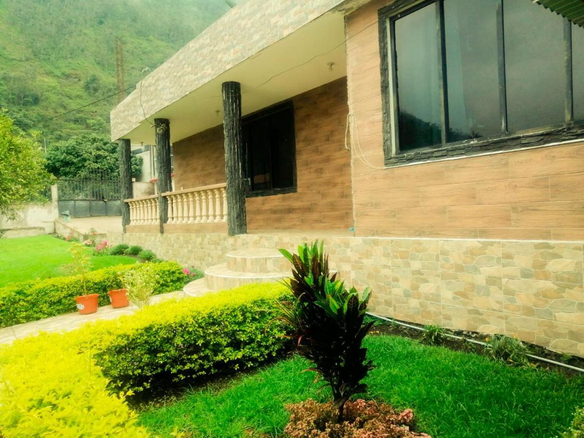 바뇨스 Casa La Ponderosa 빌라 외부 사진